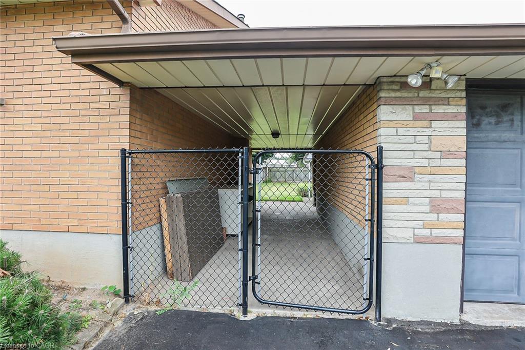 5750 Hodgson Avenue Property Photo 9