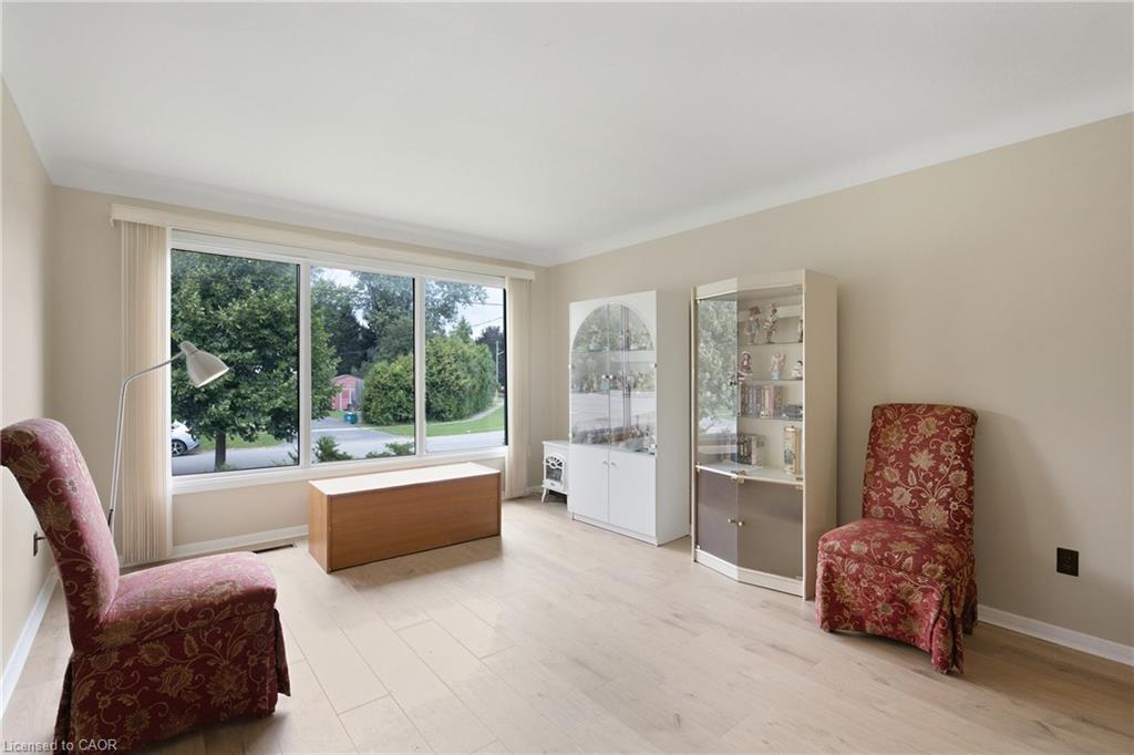 5750 Hodgson Avenue Property Photo 10