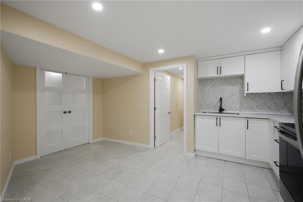 5750 Hodgson Avenue Property Photo 36