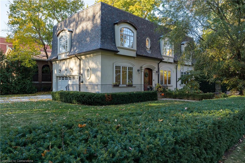295 Maple Avenue Property Photo