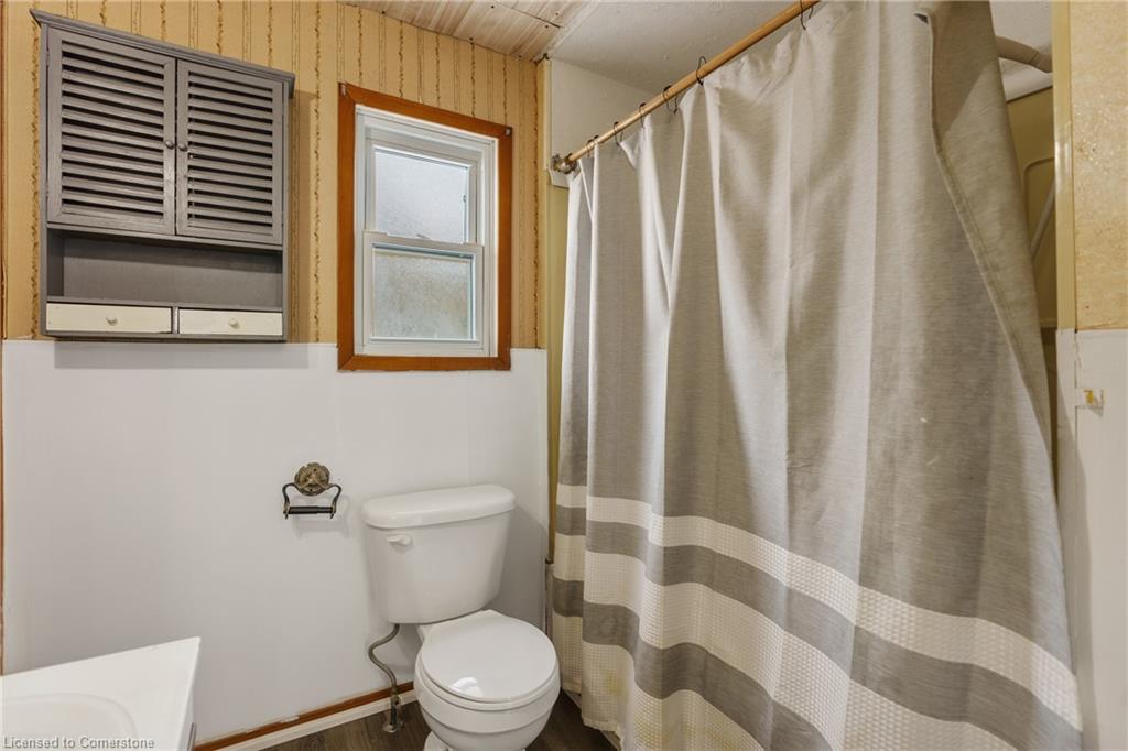 21 Bridge Street E Property Photo 15