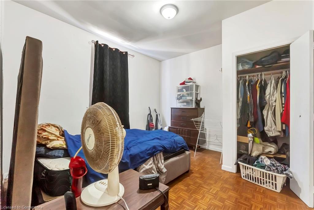 893 Barton Street E Property Photo 25