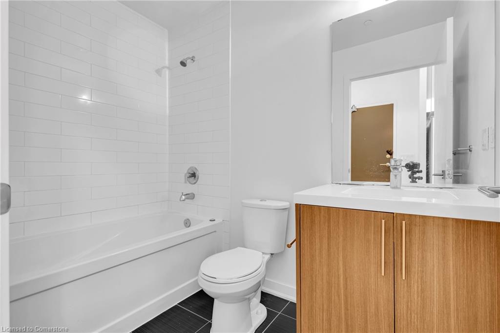 105-85 Duke Street W Property Photo 20