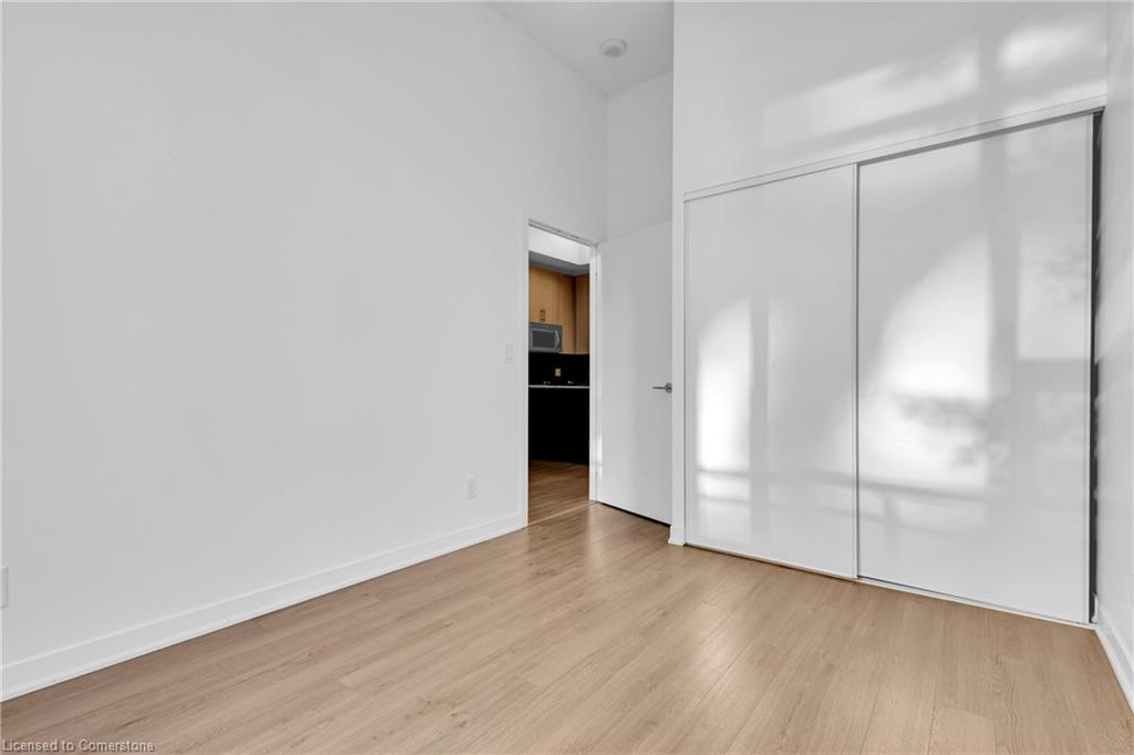 105-85 Duke Street W Property Photo 33