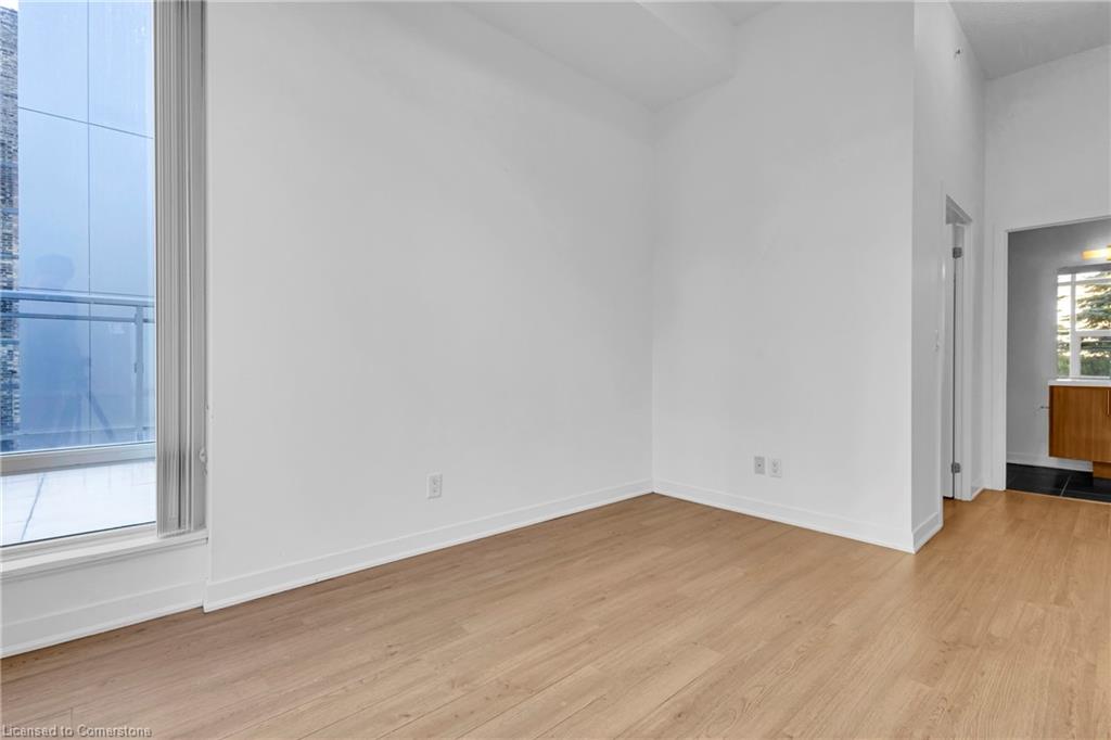 105-85 Duke Street W Property Photo 36