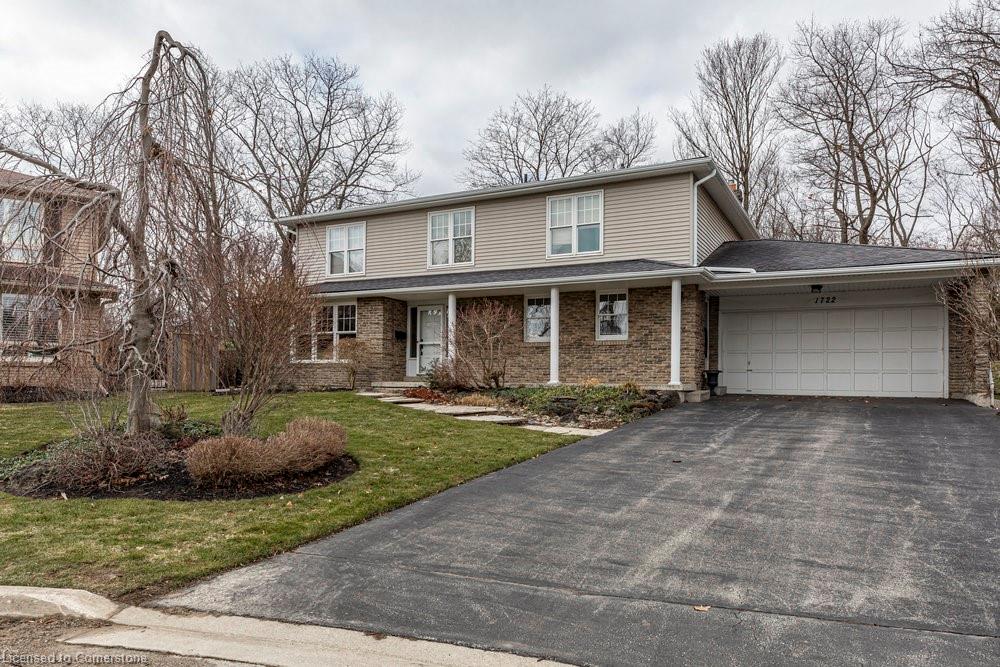 1722 Larchwood Green Property Photo