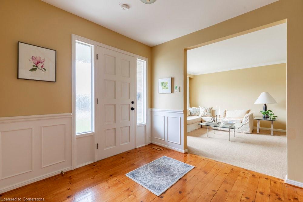 1722 Larchwood Green Property Photo 3