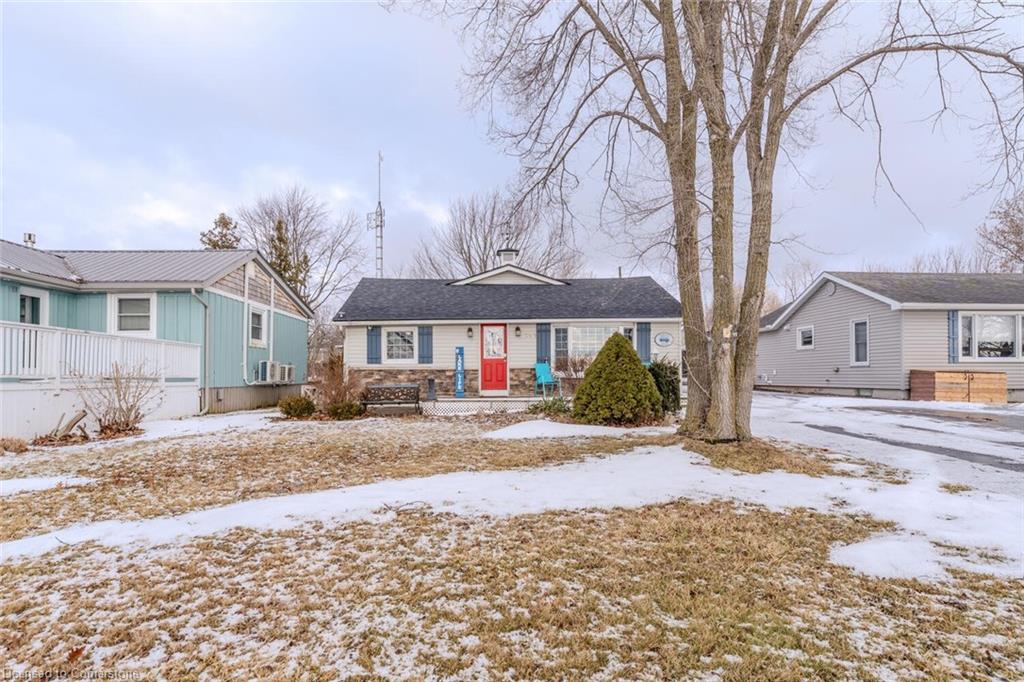 291 Lakeshore Road Property Photo