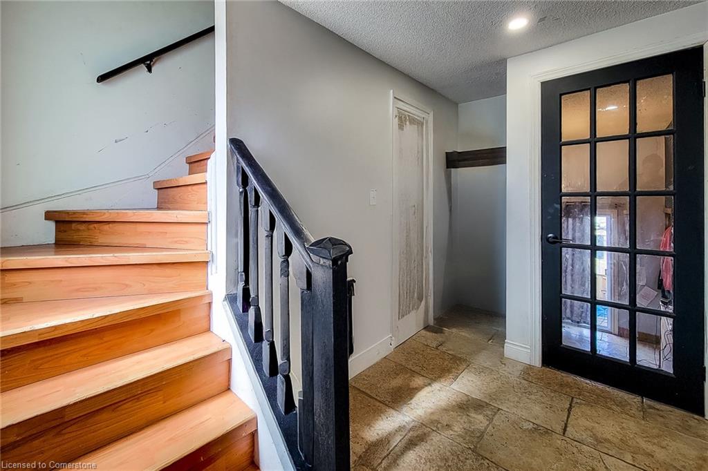 6-1255 Upper Gage Avenue Property Photo 3