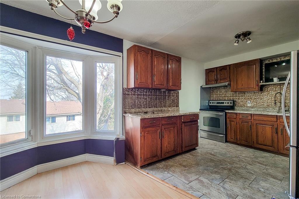 6-1255 Upper Gage Avenue Property Photo 11