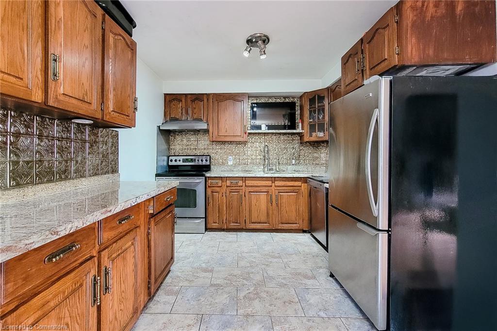 6-1255 Upper Gage Avenue Property Photo 12