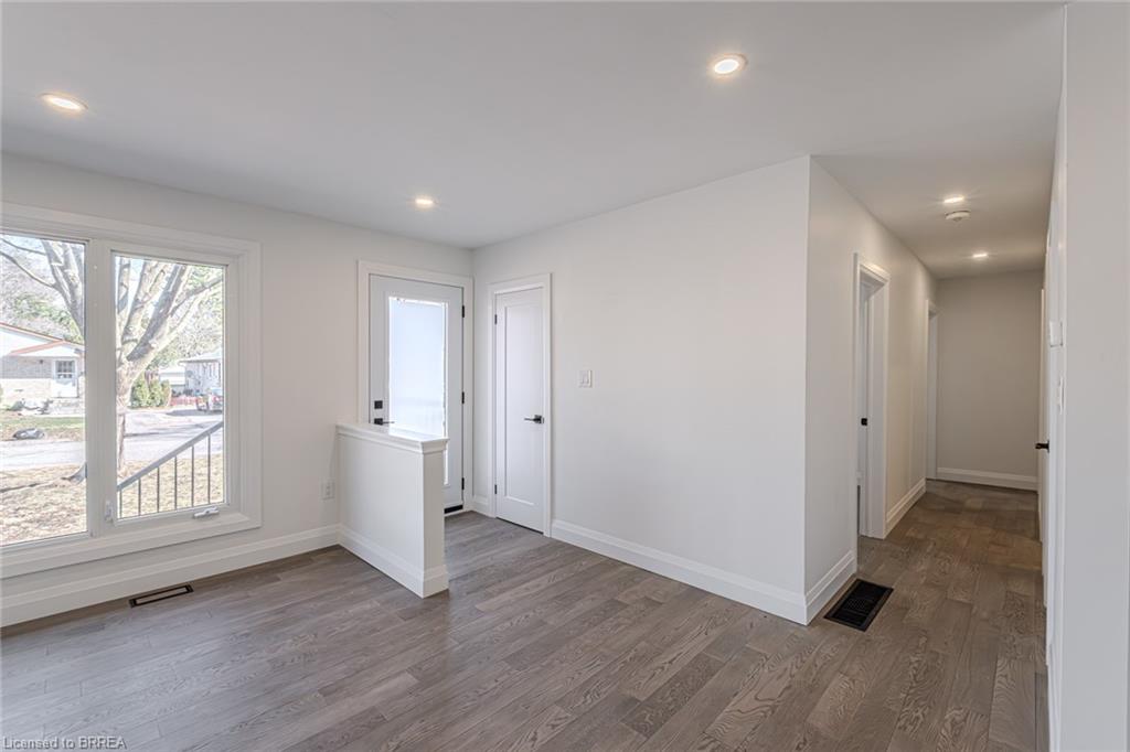 11 Ann Street Property Photo 11