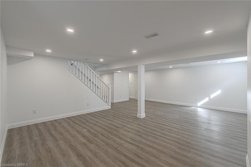 11 Ann Street Property Photo 34