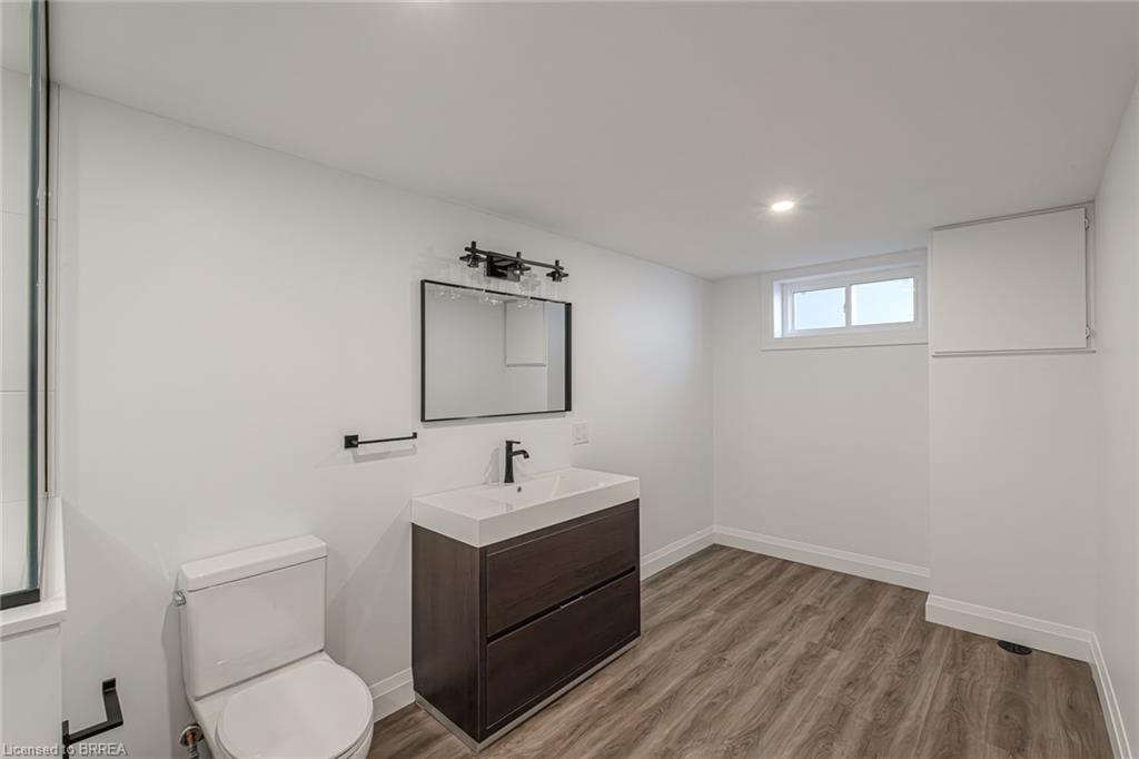 11 Ann Street Property Photo 36