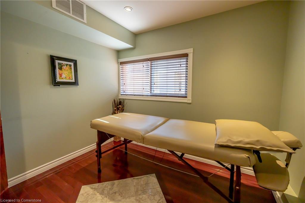 11 Belmont Avenue W Property Photo 12