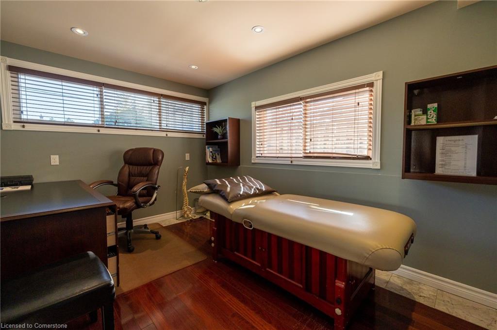 11 Belmont Avenue W Property Photo 16