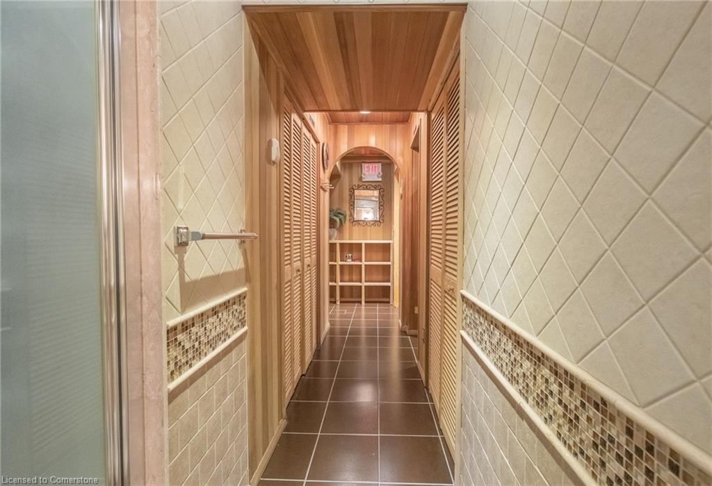 11 Belmont Avenue W Property Photo 29