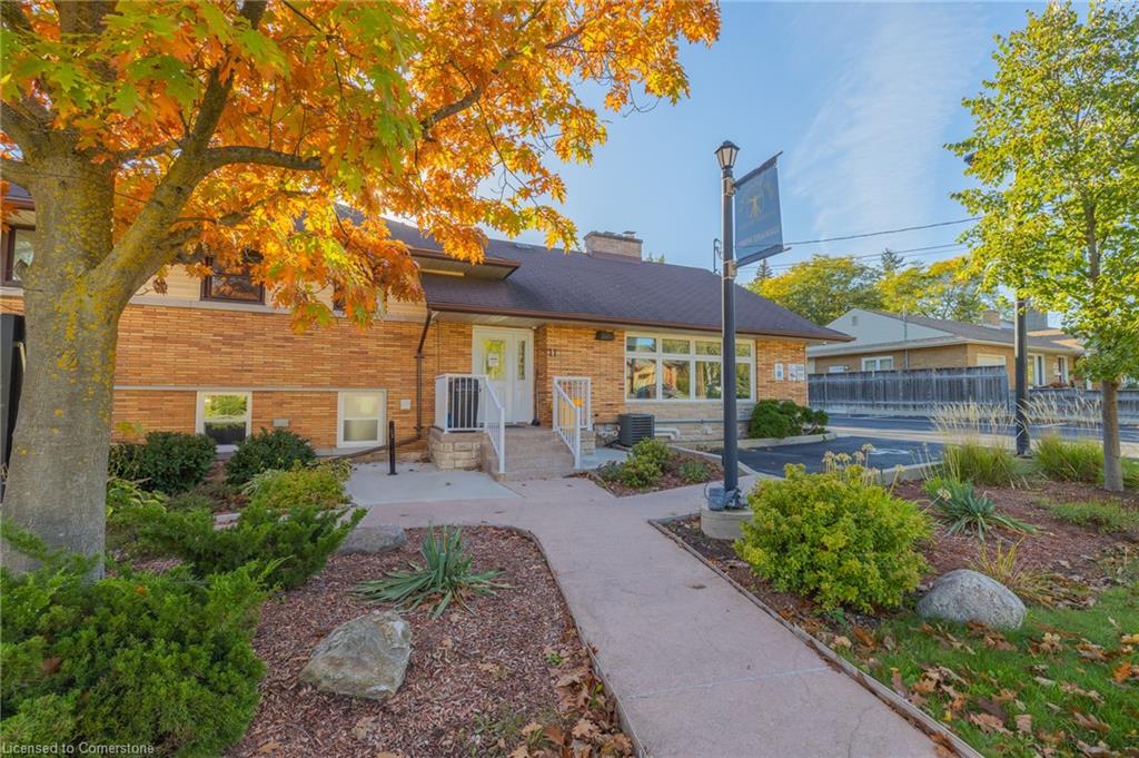11 Belmont Avenue W Property Photo 3