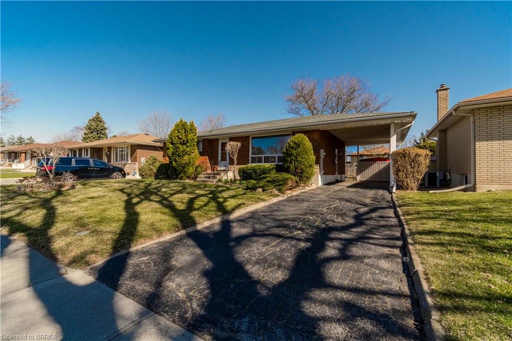104 Balmoral Drive Property Photo