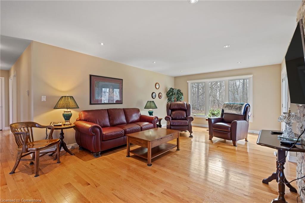 643 Line 7 Road Property Photo 15