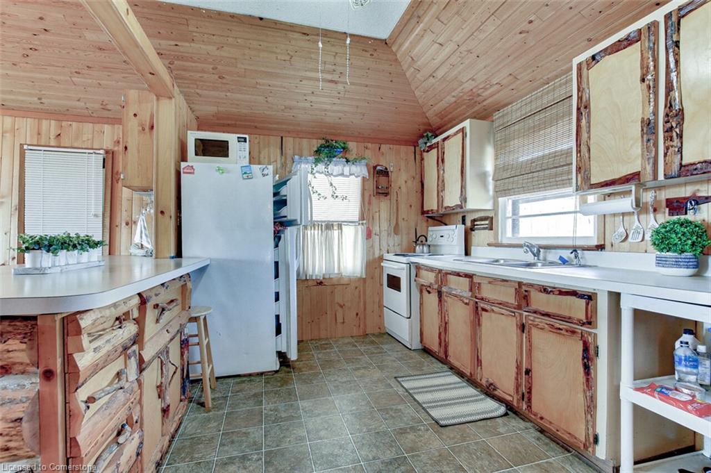 48 Lakeside Drive Property Photo 10