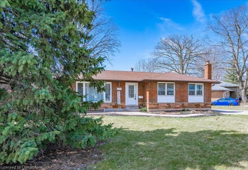 452 Wedgewood Drive Property Photo 2