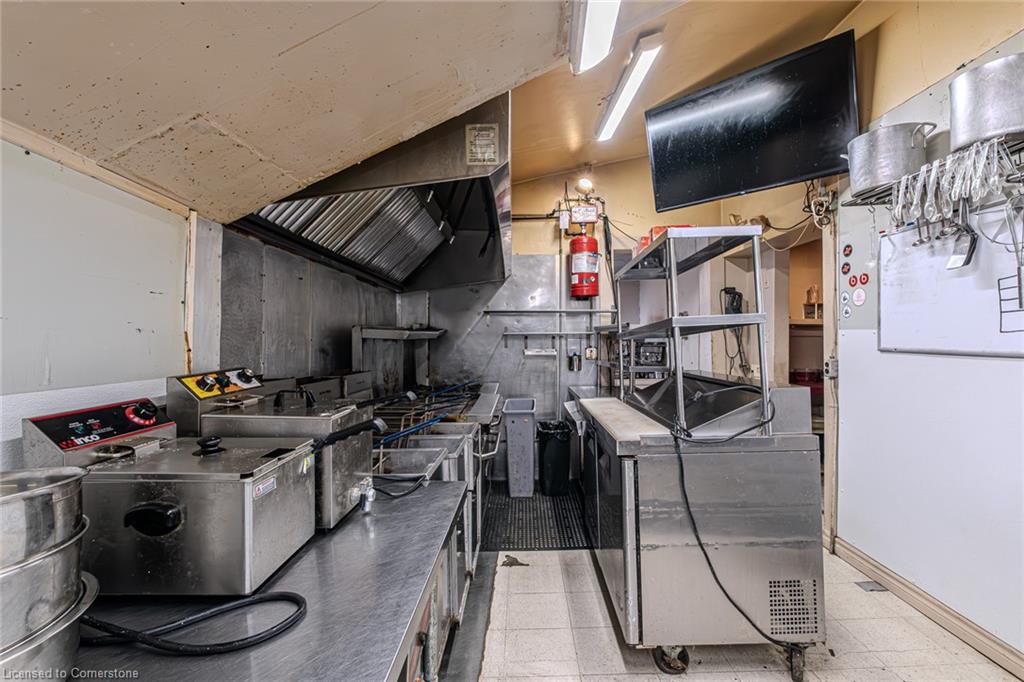 4 Albert Street Property Photo 13