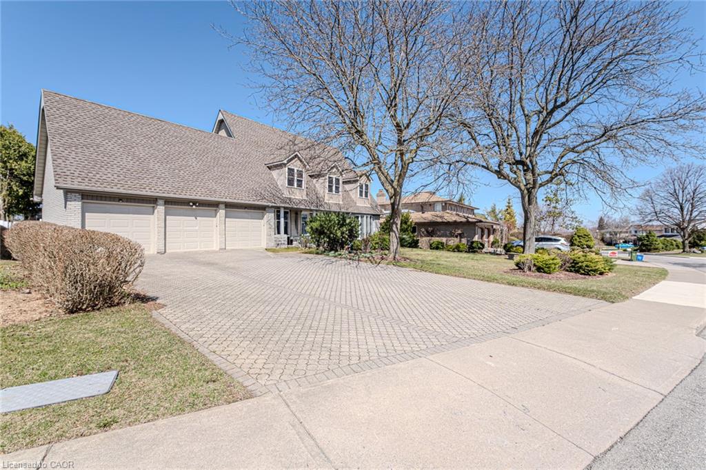 136 Country Club Drive Property Photo 2