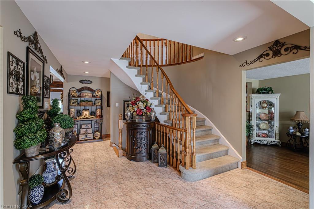 136 Country Club Drive Property Photo 7