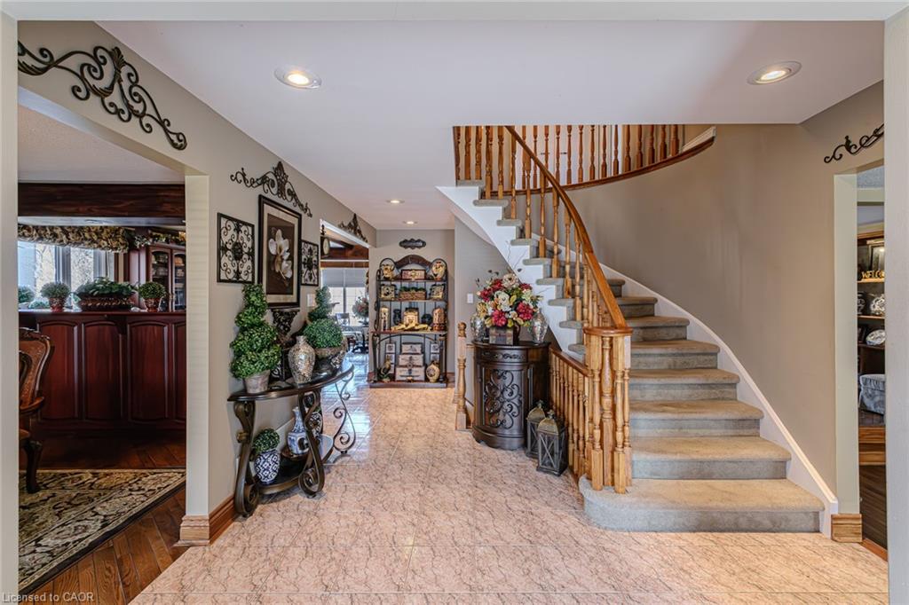 136 Country Club Drive Property Photo 8