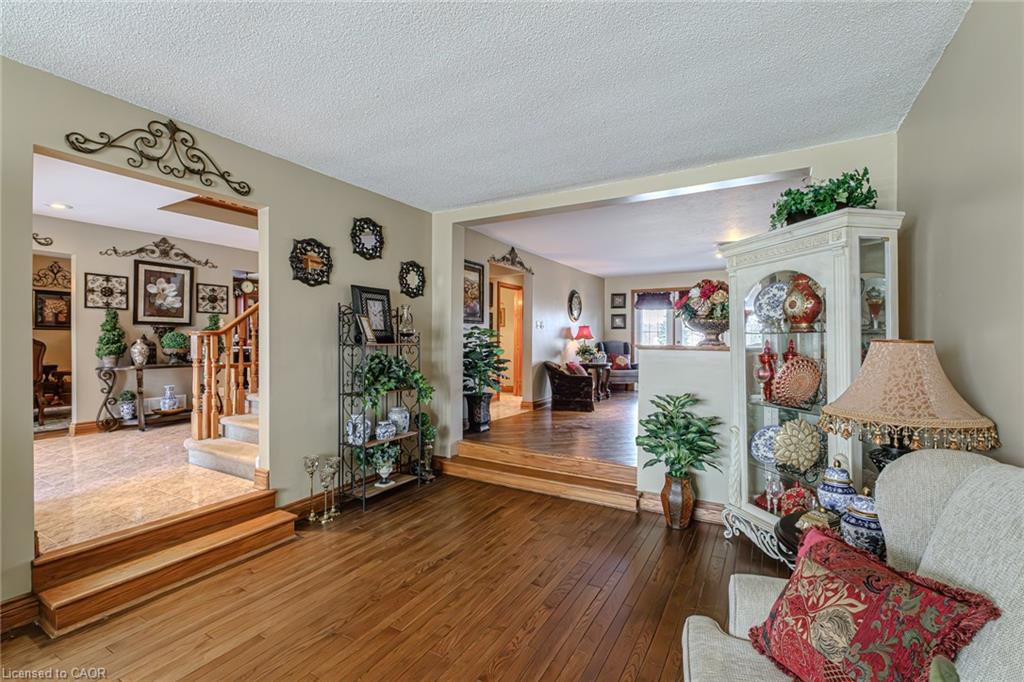 136 Country Club Drive Property Photo 11