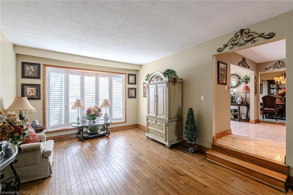 136 Country Club Drive Property Photo 12