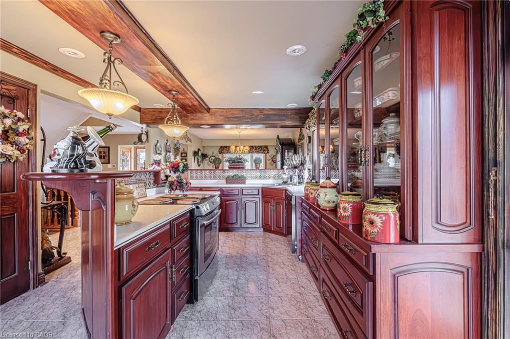 136 Country Club Drive Property Photo 15