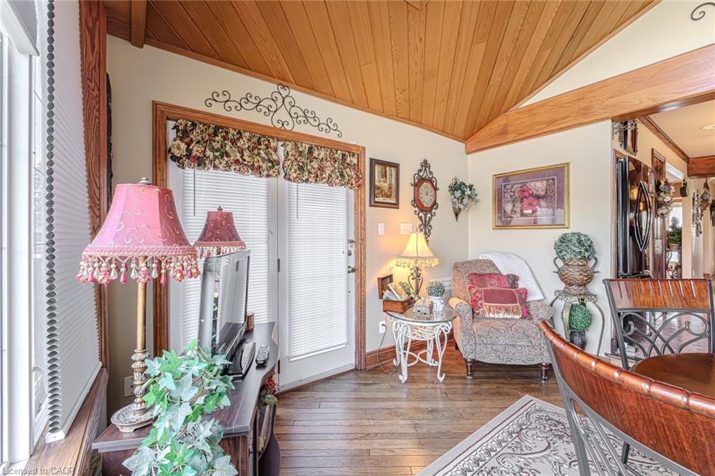 136 Country Club Drive Property Photo 18