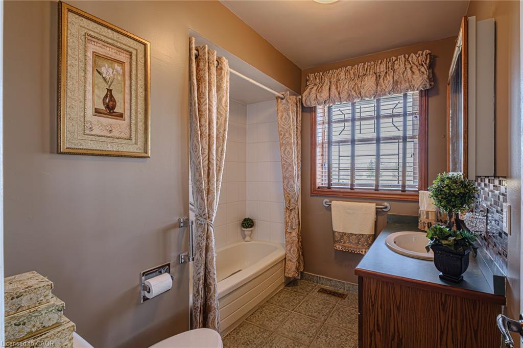 136 Country Club Drive Property Photo 26