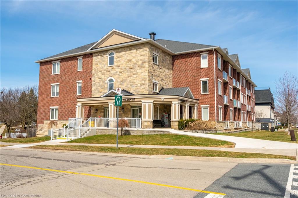 212-95 Wilson Street W Property Photo 1