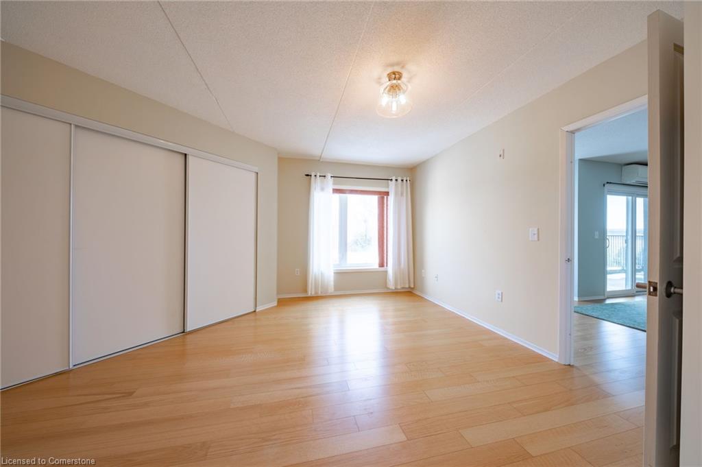 208-333 Lafontaine Road W Property Photo 15