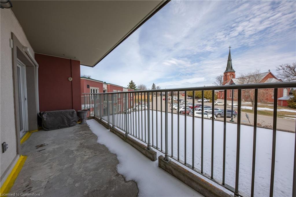 208-333 Lafontaine Road W Property Photo 19