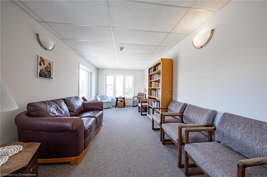 208-333 Lafontaine Road W Property Photo 31