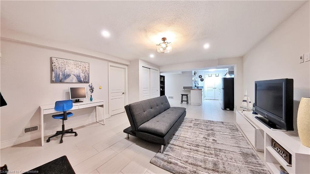 117 Eaglecrest Street Street Property Photo 45