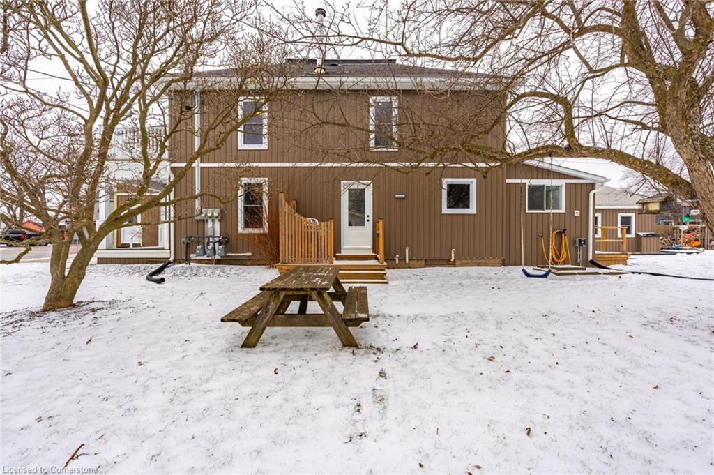 1 Erie Avenue S Property Photo 3