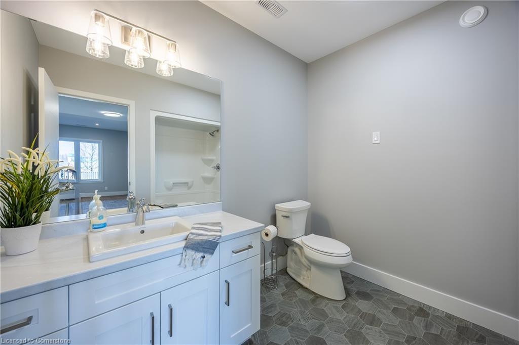 34 Andrew Avenue Property Photo 27