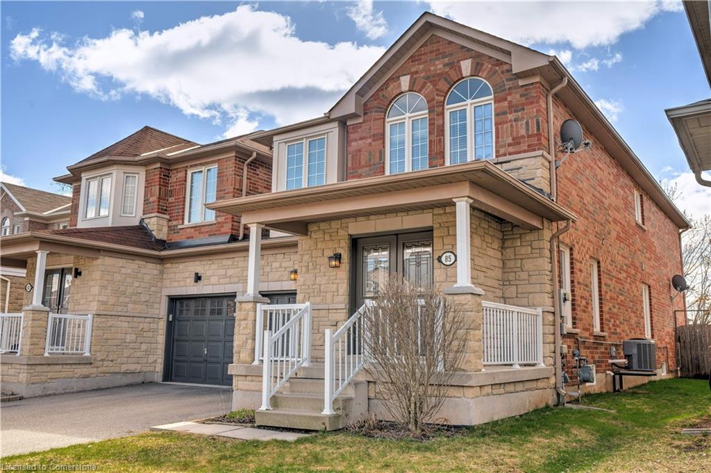 85 Mowat Crescent Property Photo