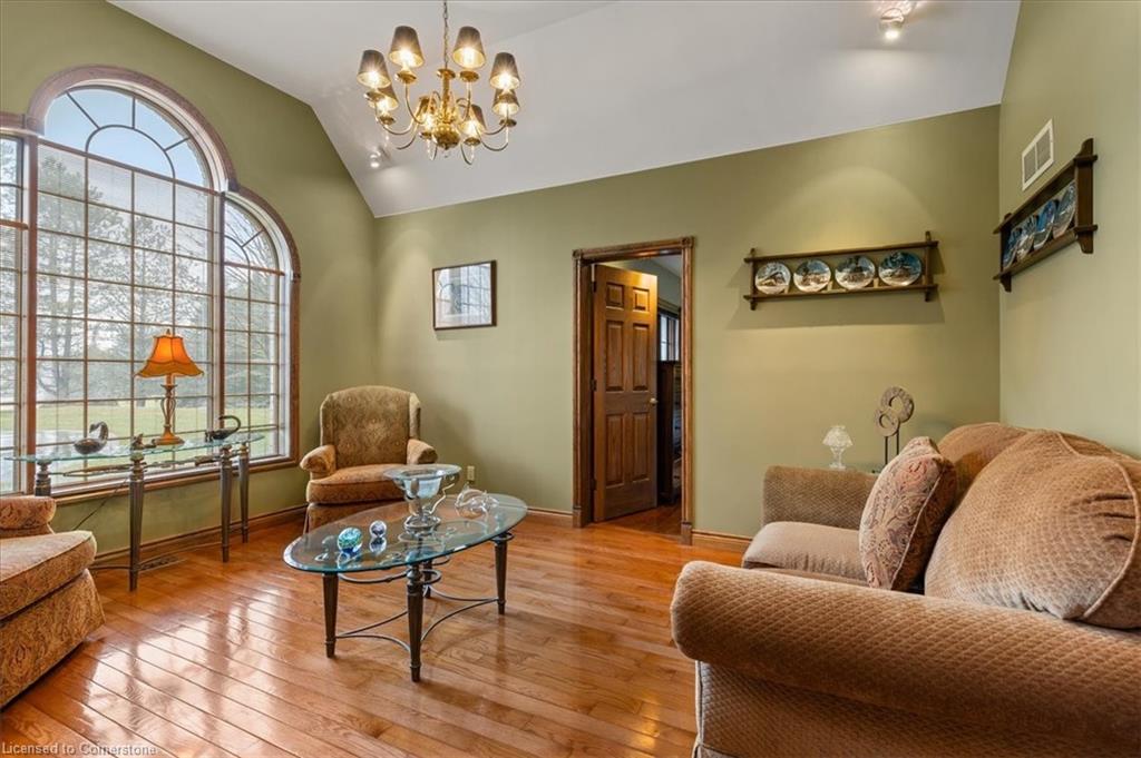 2 Hickory Hollow Property Photo 6