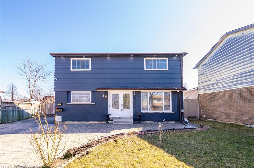 15 Banda Square Property Photo