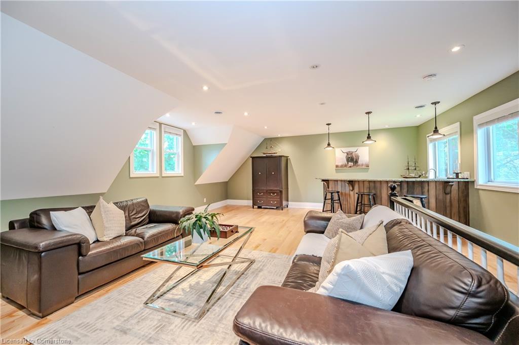 42 Liverpool Street Property Photo 38