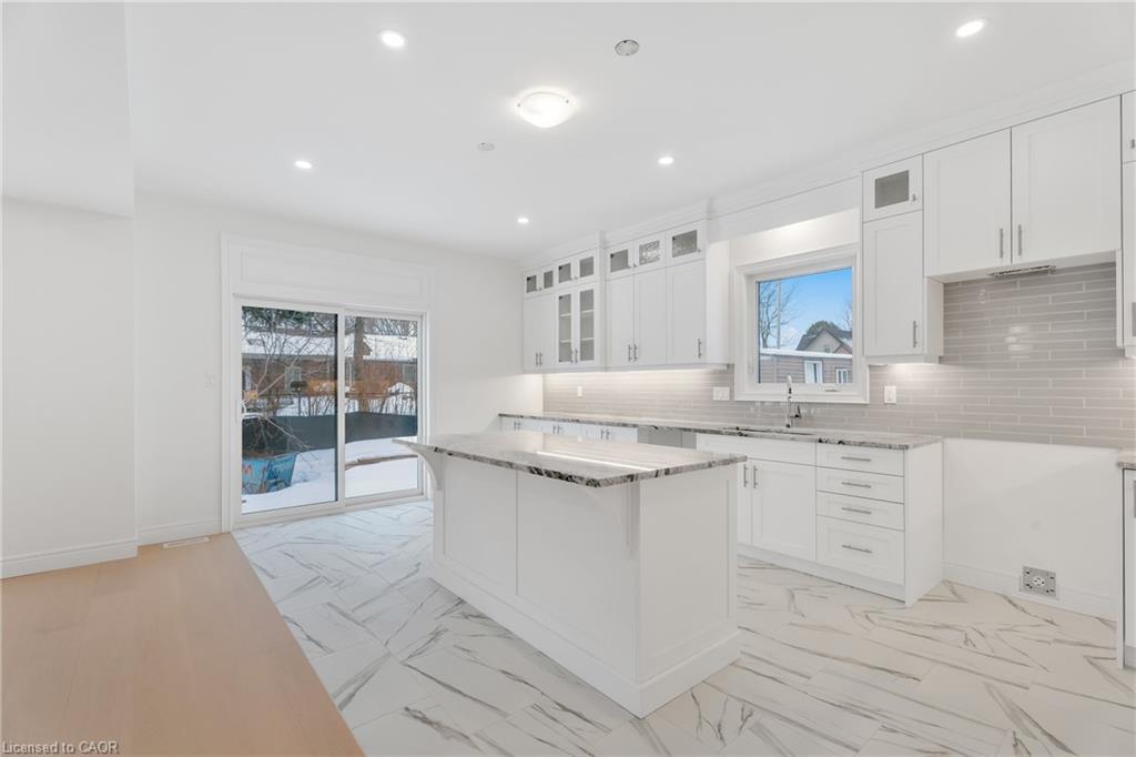 22 Roselawn Avenue Property Photo 9