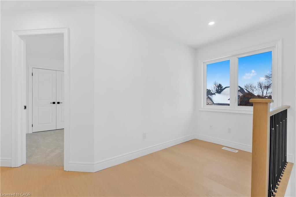 22 Roselawn Avenue Property Photo 13