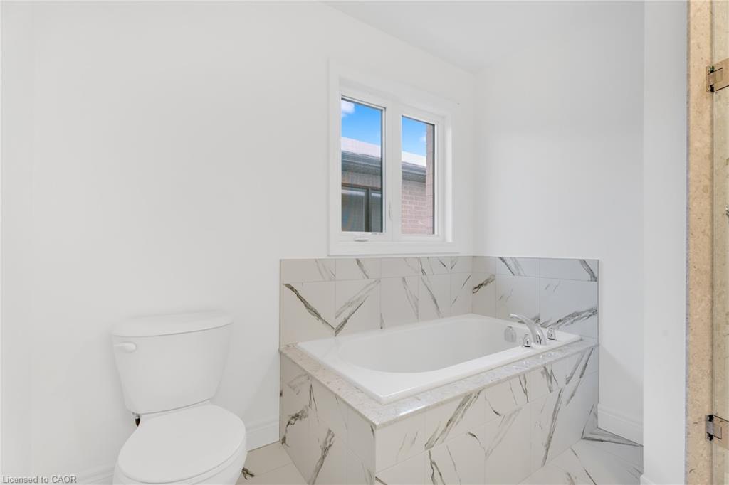 22 Roselawn Avenue Property Photo 18