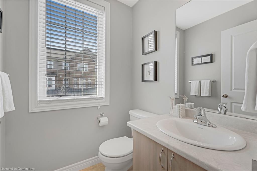 19-122 Dundas Street E Property Photo 16